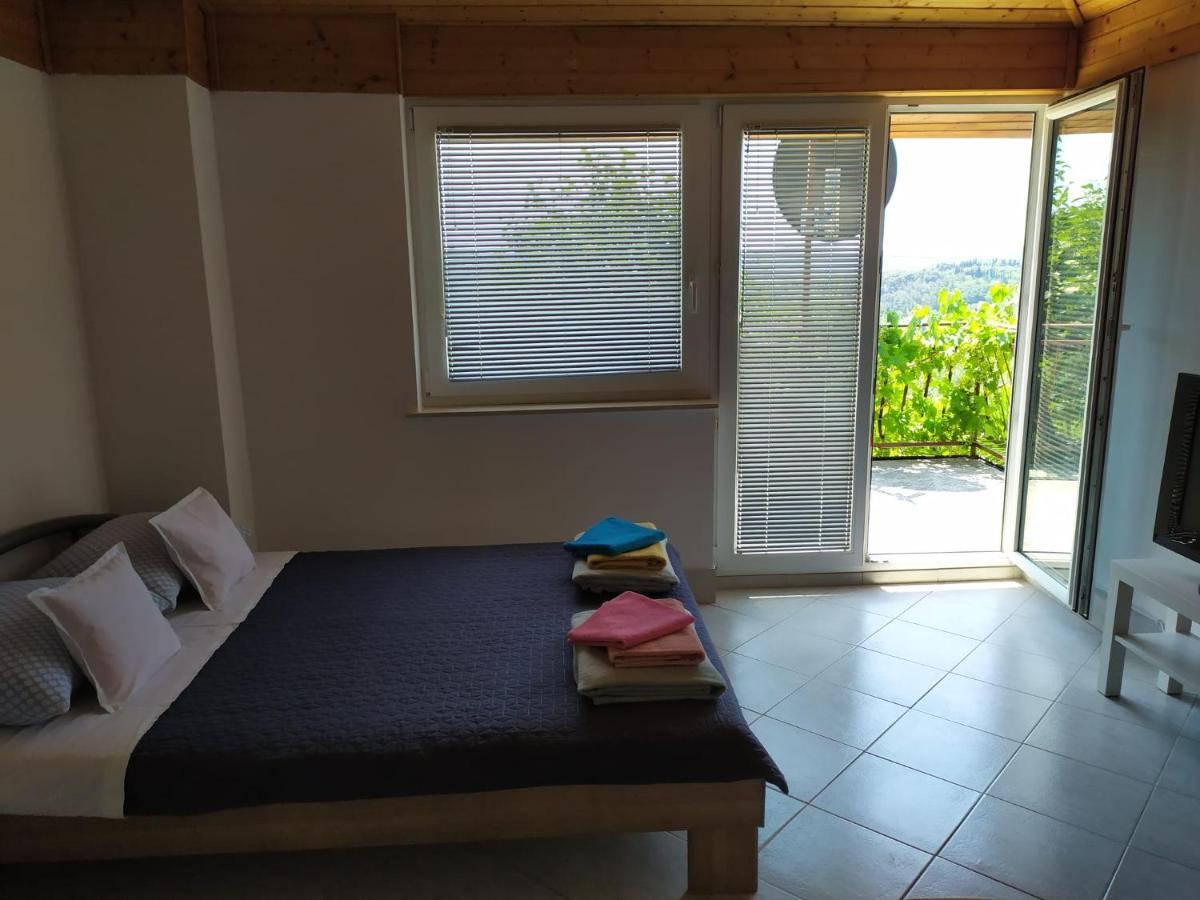 Lili House *
